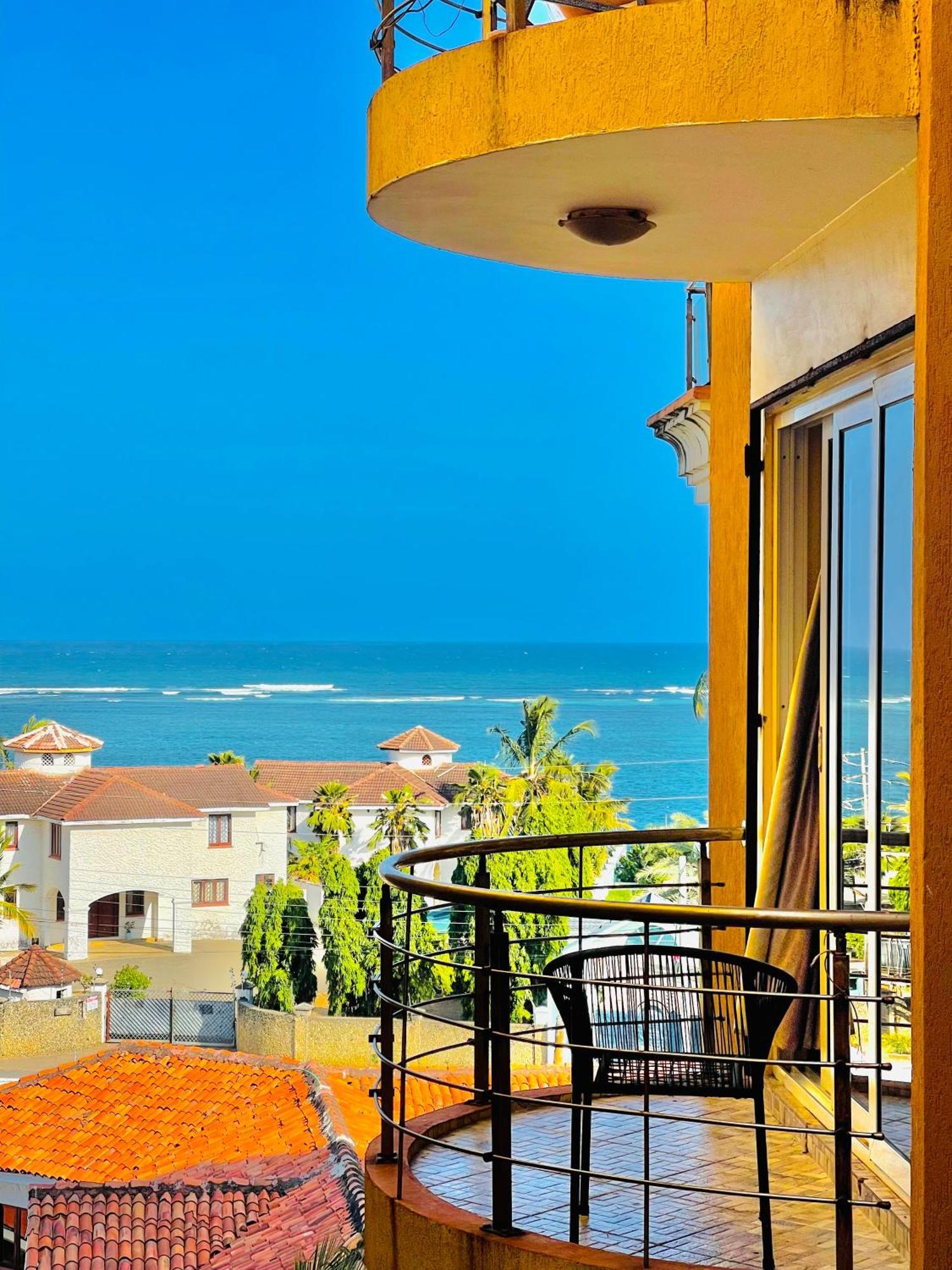 Elna'S Nyali - Work & Unwind - Pool, Sea Views, Ac & Fast Wi-Fi Bed & Breakfast Mombasa Bagian luar foto